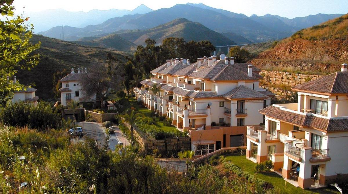 Chambao Golf Rio Real Apartment