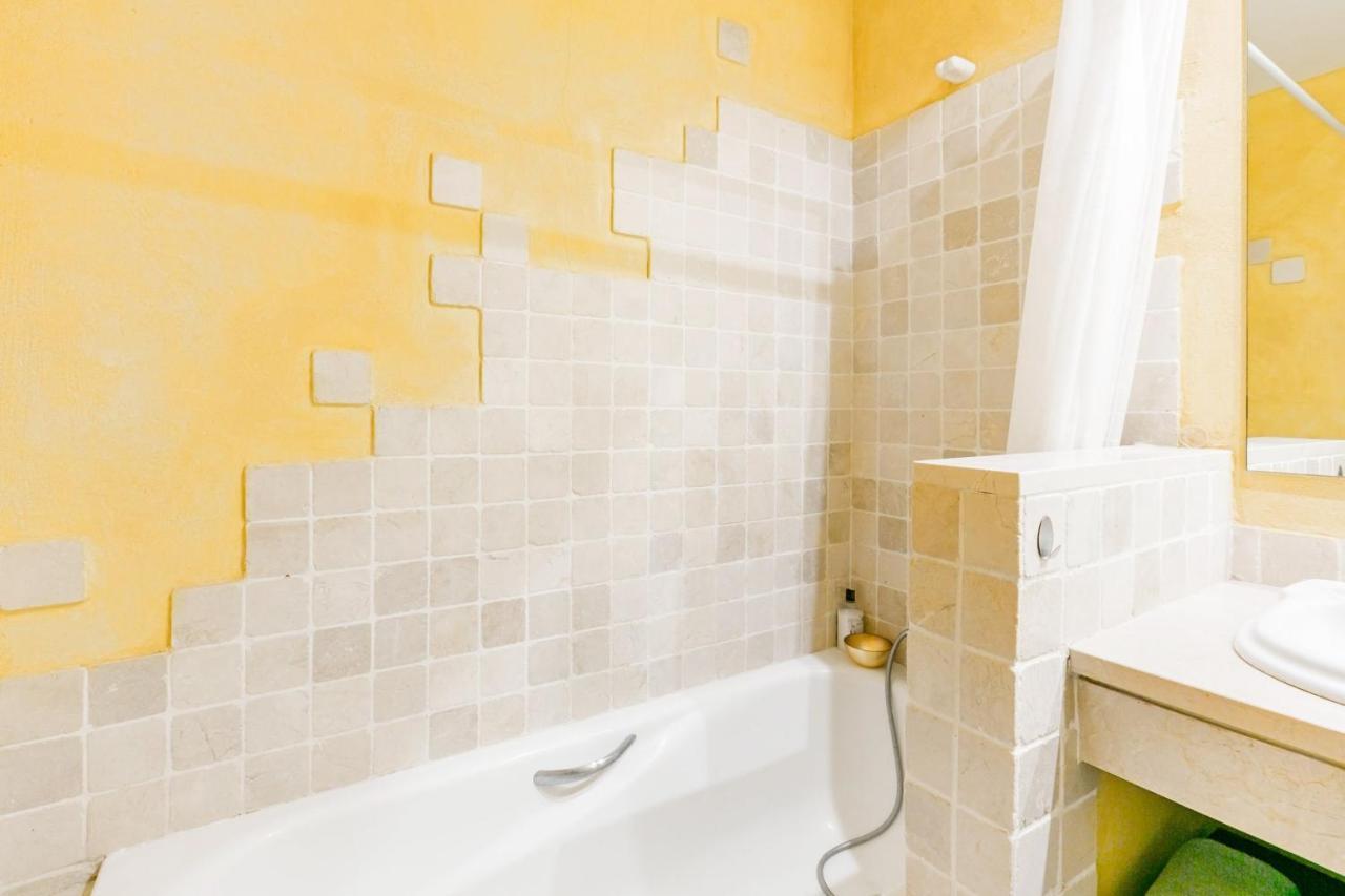 Chambao Golf Rio Real Apartment *