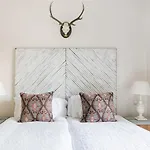 Chambao Suite Marbella Golf Rio Real